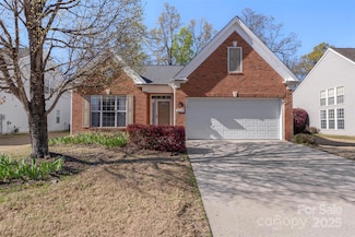 9205 Kestral Ridge Dr, Charlotte, NC 28269