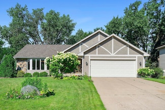 7312 Glouchester Dr, Edina, MN 55435