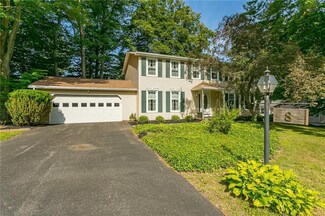 8 Old Elm Dr, Brockport, NY 14420