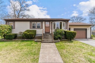 174 Pinegrove Ave, Warwick, RI 02889