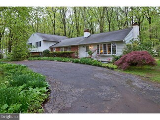 212 Green Tree Dr, West Chester, PA 19382