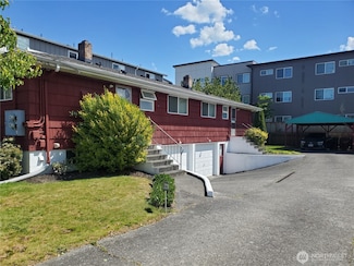 238 240 S 70th St, Tacoma, WA 98404