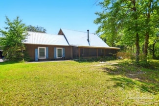 2738 Garcon Point Rd, Milton, FL 32583
