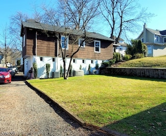 112 W Summit St, Somerville, NJ 08876