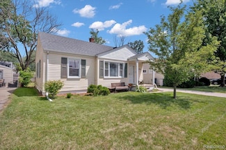 3560 Greenfield Rd, Berkley, MI 48072