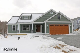 454 Blane Cir Unit 44, Pembroke, NH 03275