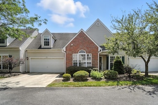 305 Lazelle Place Ln, Lewis Center, OH 43035