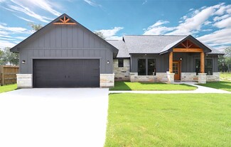 24994 Armagh Rd, Hempstead, TX 77445