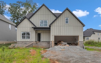 1758 Oak Forest Dr, Clarksville, TN 37043