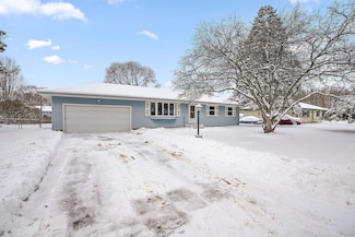 10933 Gettysburg Ave N, Champlin, MN 55316
