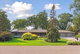 5708 Schaefer Rd, Edina, MN 55436