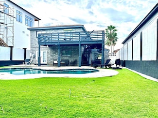 218 W Lantana St, South Padre Island, TX 78597