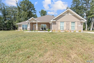 174 Summit Lakes Dr, Athens, AL 35613