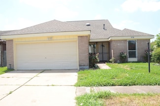 6502 Briar Terrace Dr, Houston, TX 77072