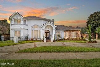 102 Wembley Rd, Lafayette, LA 70503