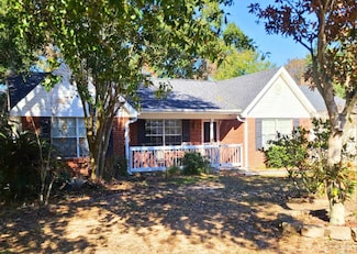 6520 Eagle Crest Dr, Milton, FL 32570