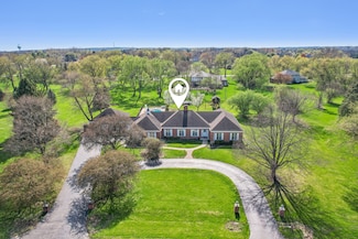 5N488 Buckskin Trail, Saint Charles, IL 60175