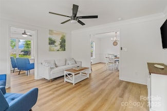 2328 Sanders Ave, Charlotte, NC 28216
