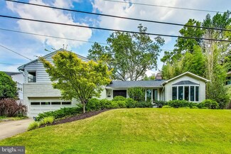 7409 Pinehurst Pkwy, Chevy Chase, MD 20815