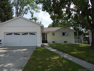 615 Jackson St Unit Hamilton, Douglas, WY 82633
