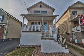 30 Broderick St, Kingston, PA 18704