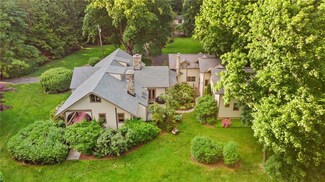 34 Lonetown Rd, Redding, CT 06896
