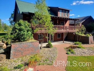 371 Morrison Creek Rd, Iron River, MI 49935