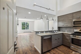 200 Caldecott Ln Unit 312, Oakland, CA 94618