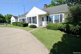 4201 N Burkhart Rd, Howell, MI 48855