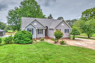 11 Otha Rd, Summertown, TN 38483