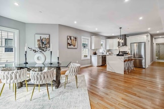 16 Alston St Unit 16, Somerville, MA 02143