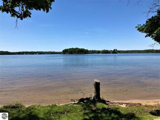 V/L Middle Island, Hale, MI 48739