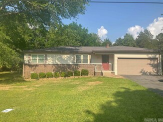 1711 Lakeshore Dr, Heber Springs, AR 72543