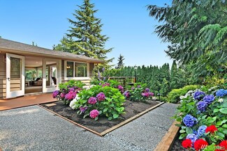 18727 56th Ave NE, Kenmore, WA 98028