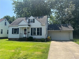 25294 Shoreview Ave, Euclid, OH 44132
