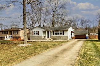 375 Westview Ave, Hubbard, OH 44425