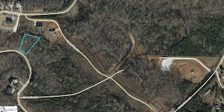 98 E W Waters Edge Ln, West Union, SC 29696