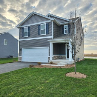 108 Fieldcrest Ave, Hampshire, IL 60140