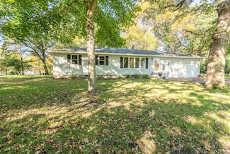 2402 Reeds Villa Rd SW, Alexandria, MN 56308