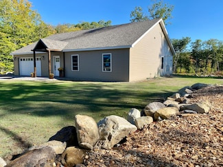 60 Chapman Rd, Harrison, ME 04040