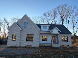 366 Lenalan Dr, Lexington, NC 27295