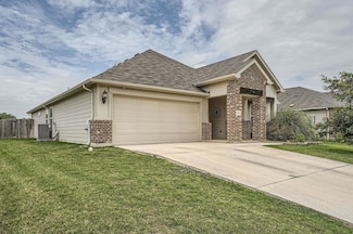 506 Hendelson Ln, Hutto, TX 78634