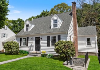 277 Vernon St, Norwood, MA 02062