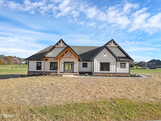 296 Belle Arden Dr, Greeneville, TN 37745