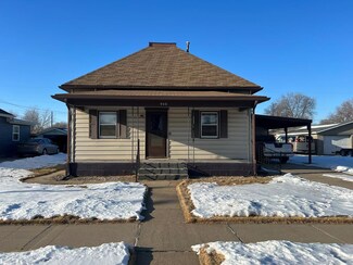 908 E 5th St, Grand Island, NE 68801