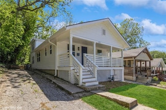 2015 Rowland Ave, Kansas City, KS 66104