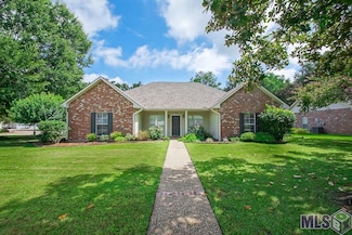 1822 Fairview Ave, Port Allen, LA 70767