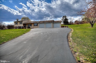26 Deer Rd, Catawissa, PA 17820