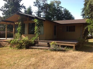 5550 Ponderosa Blvd NE, Hansville, WA 98340