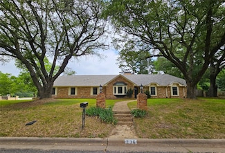236 La Jolla Dr, Athens, TX 75751